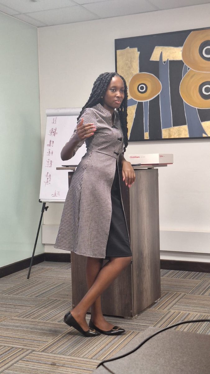 Susan Wakarindi presenting at a workshop